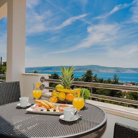 Apartmani Tomeri Starigrad Paklenica Zewnętrze zdjęcie